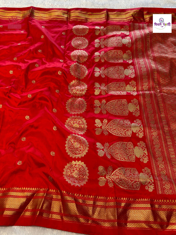 Vintage Handloom Pure Silk Paithani Saree - Red