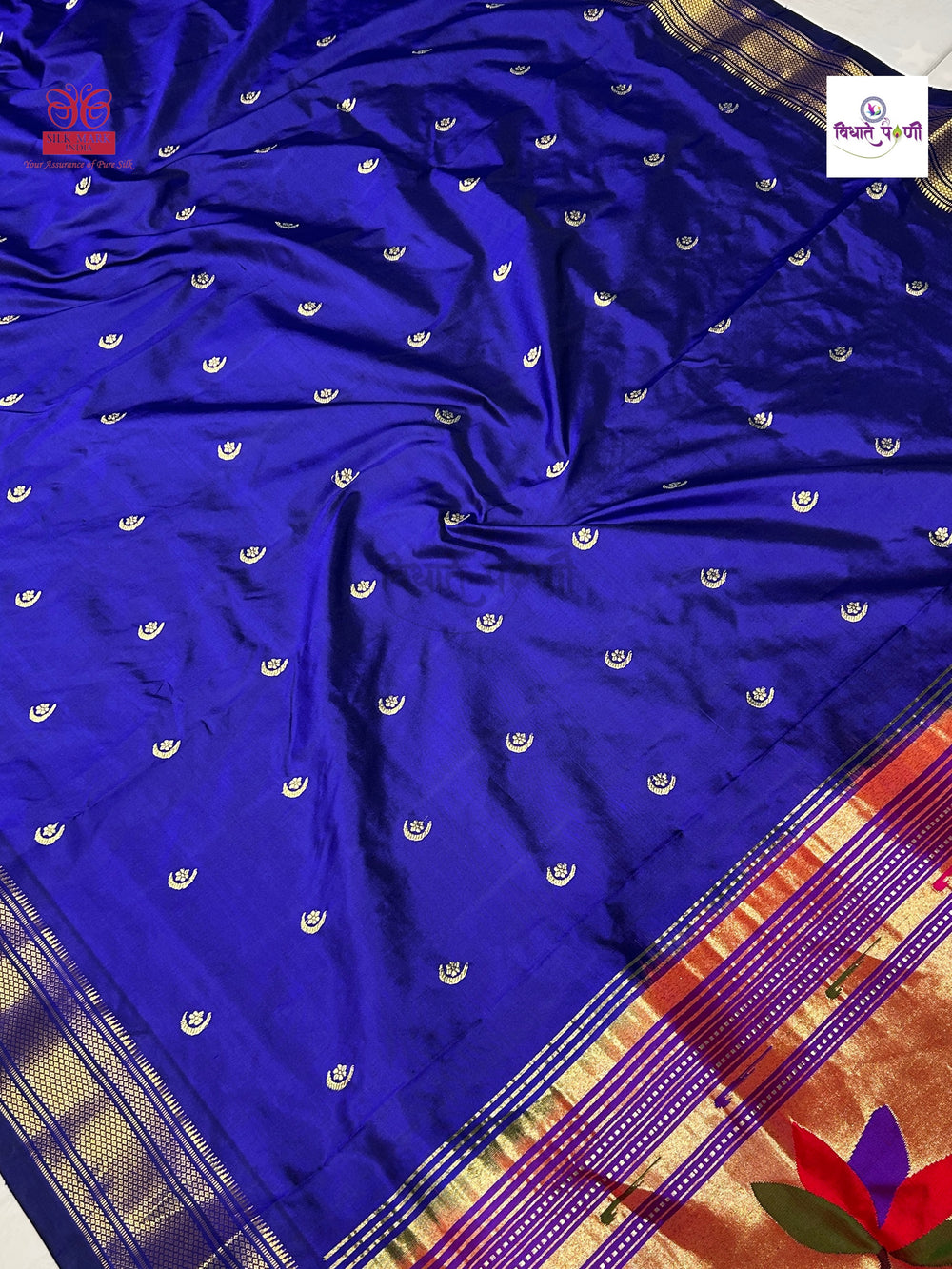 Blue Handloom Pure Silk Chandrakor Butta Paithani Saree — pallu with zari brocade detail — Vidhate Paithani, Yeola