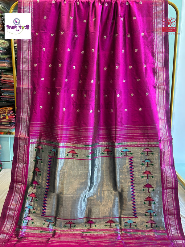 Vintage Handloom Pure Silk Silver Zari Paithani Saree - Tawa Pallu - Magenta