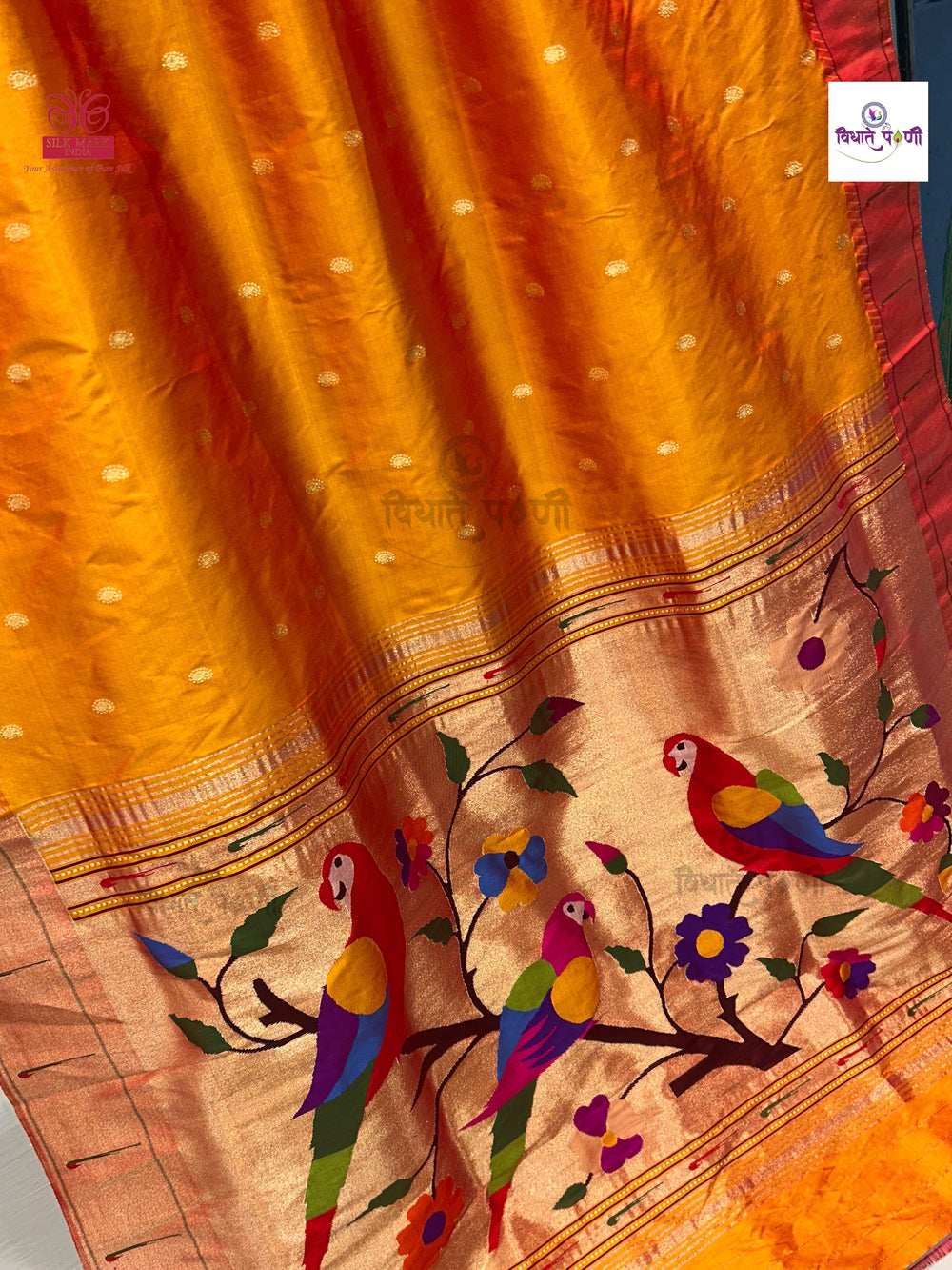 Mango Handloom Pure Silk Single Munia Paithani Saree — pallu with zari brocade detail — Vidhate Paithani, Yeola