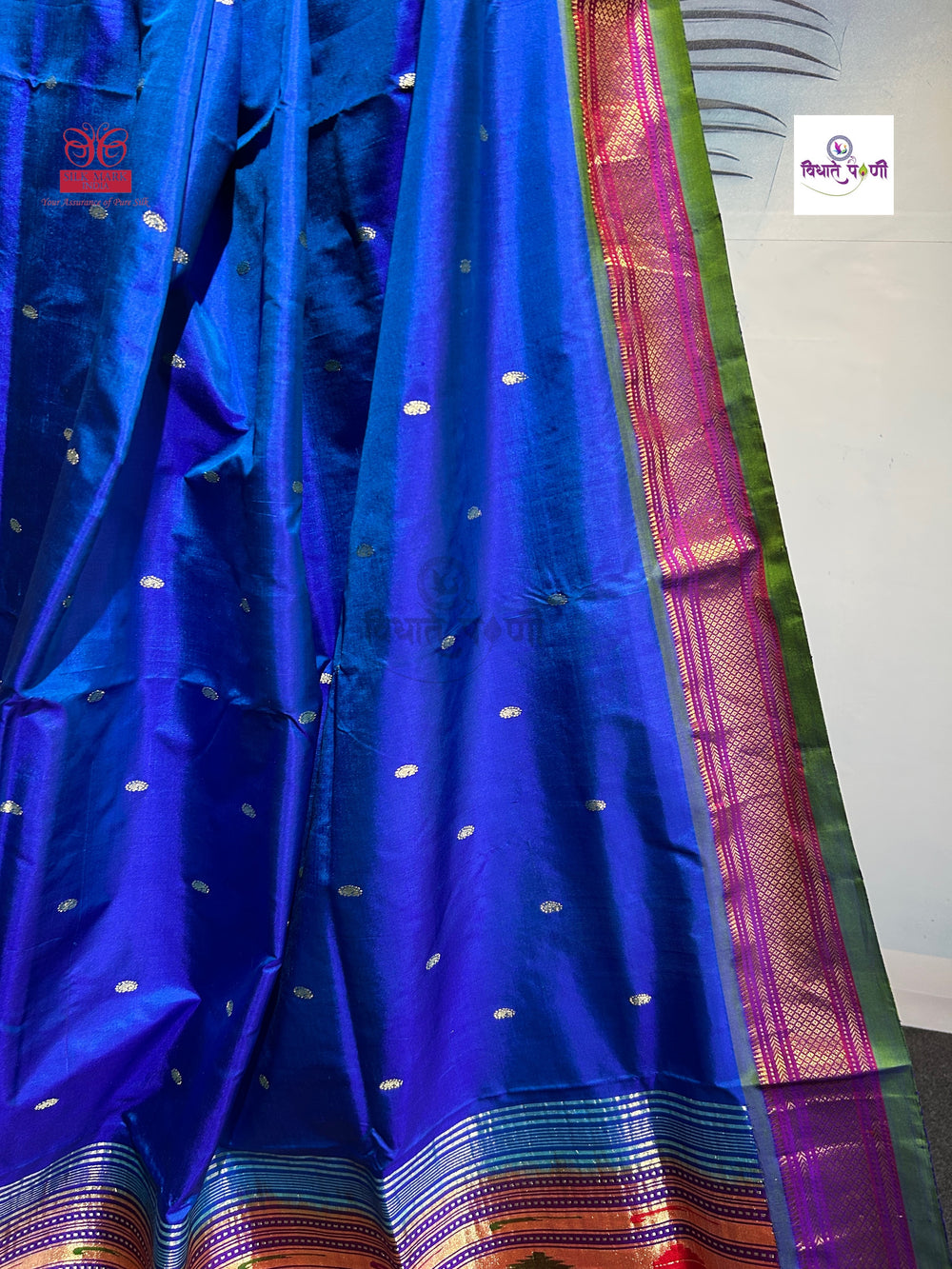 Handloom Pure Silk Double Pallu Paithani Saree - Blue