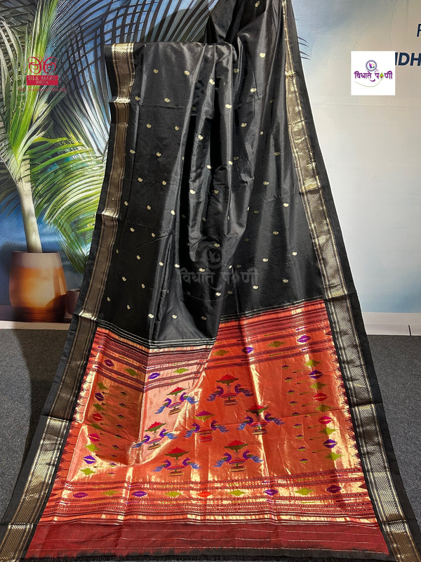Handloom Pure Silk Double Pallu Paithani Saree - Black