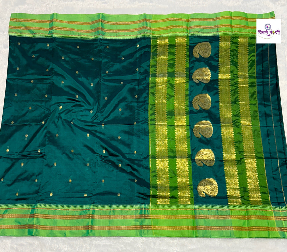 Rama Green Narayanpeth Single Ply Pure Silk Saree — full saree draped and laid flat — Vidhate Paithani, Yeola