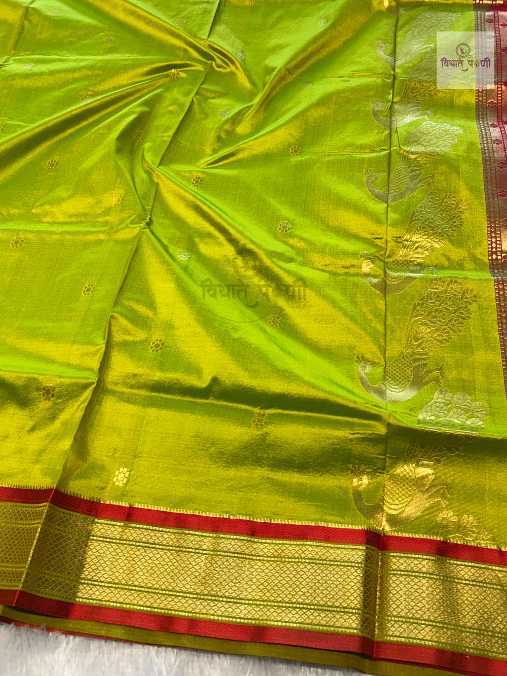 Powerloom Pure Silk Nauvari Paithani Saree- Parrot Green