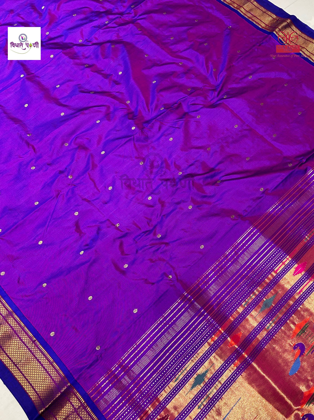 Handloom Pure Silk Double Pallu Paithani Saree - Paithani Color