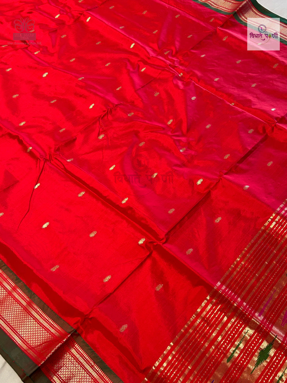 Handloom Pure Silk Single Pallu Paithani Saree- Red