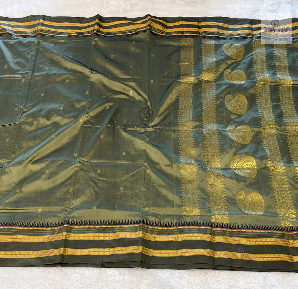 Narayanpeth Single Ply Pure Silk Saree - Antique Olive Green — full saree — Vidhate Paithani