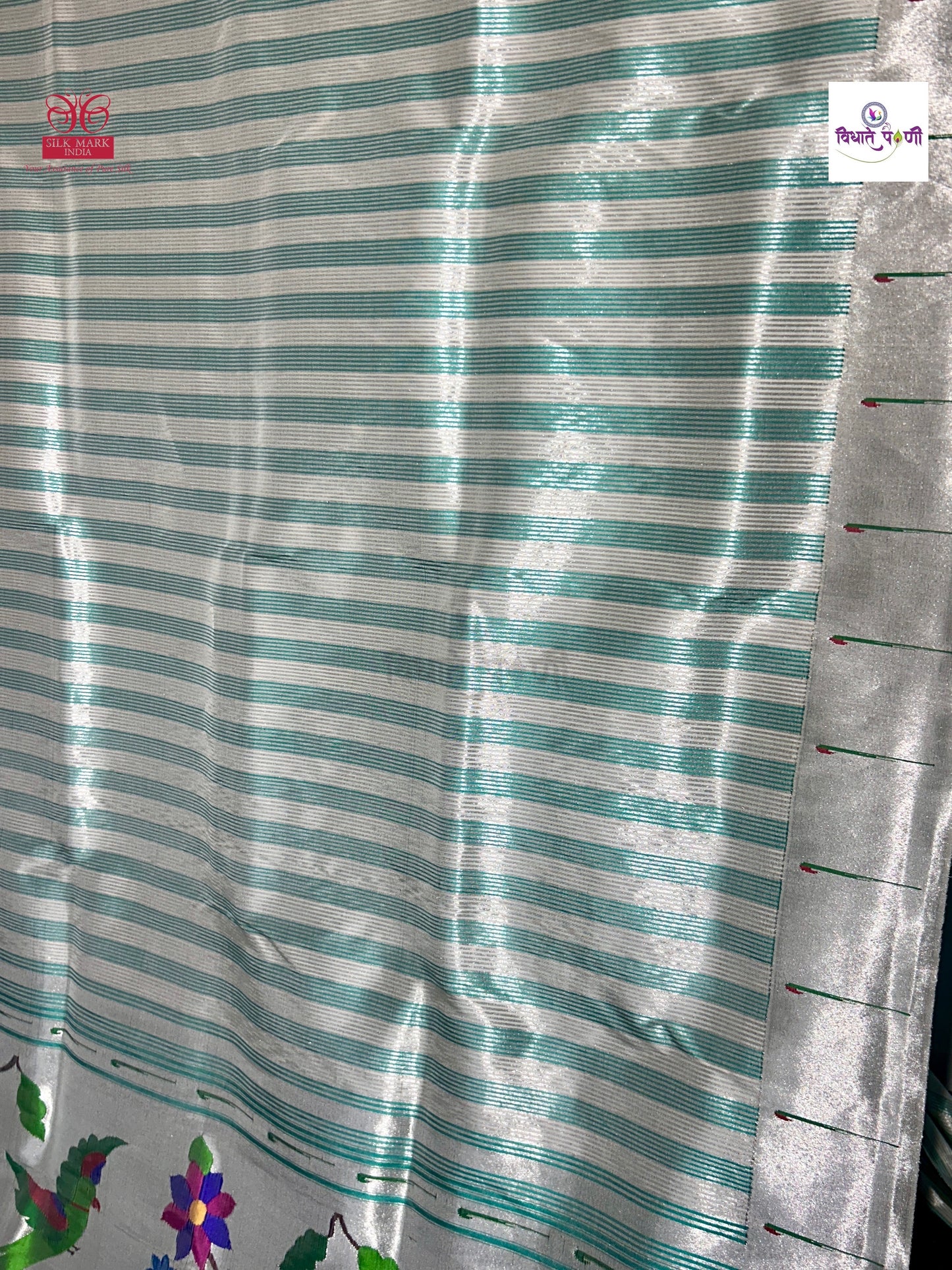 Handloom Pure Silk Single Munia Border Paithani Saree