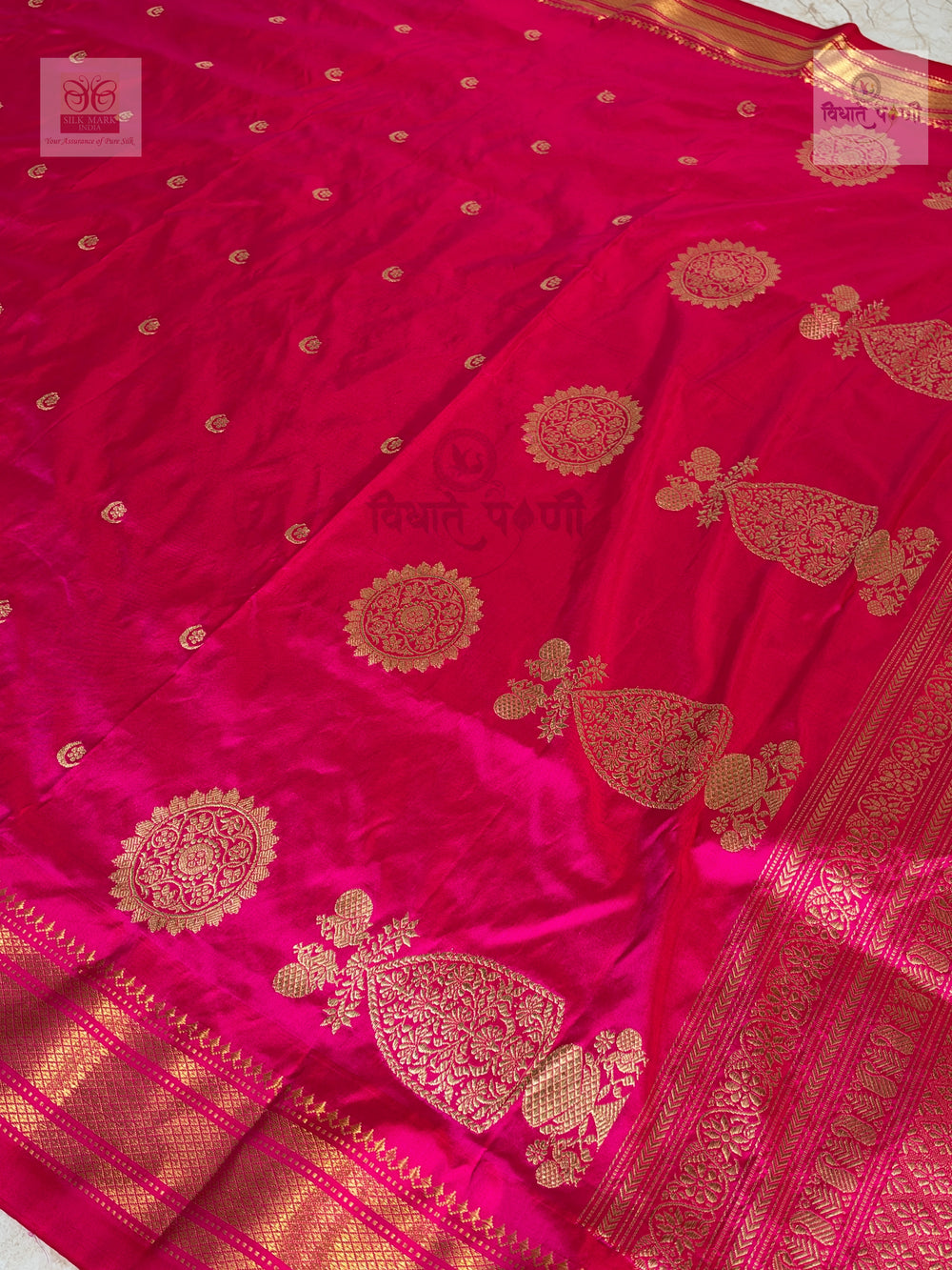 Vintage Handloom Pure Silk Chandrakor Paithani Saree - Rani Pink — blouse piece — Vidhate Paithani, Yeola