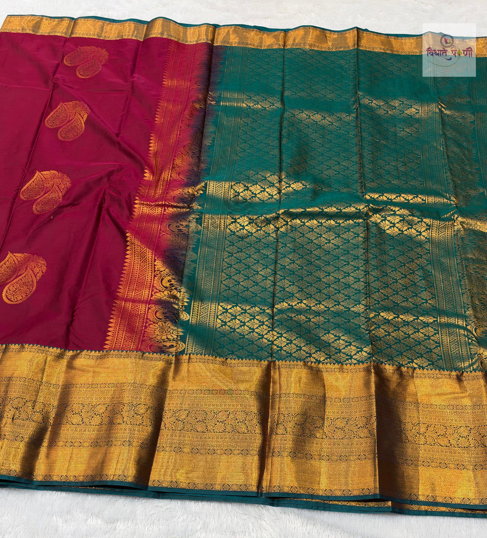 Gadhwal Semi Silk Saree — close detail of the weave — Vidhate Paithani