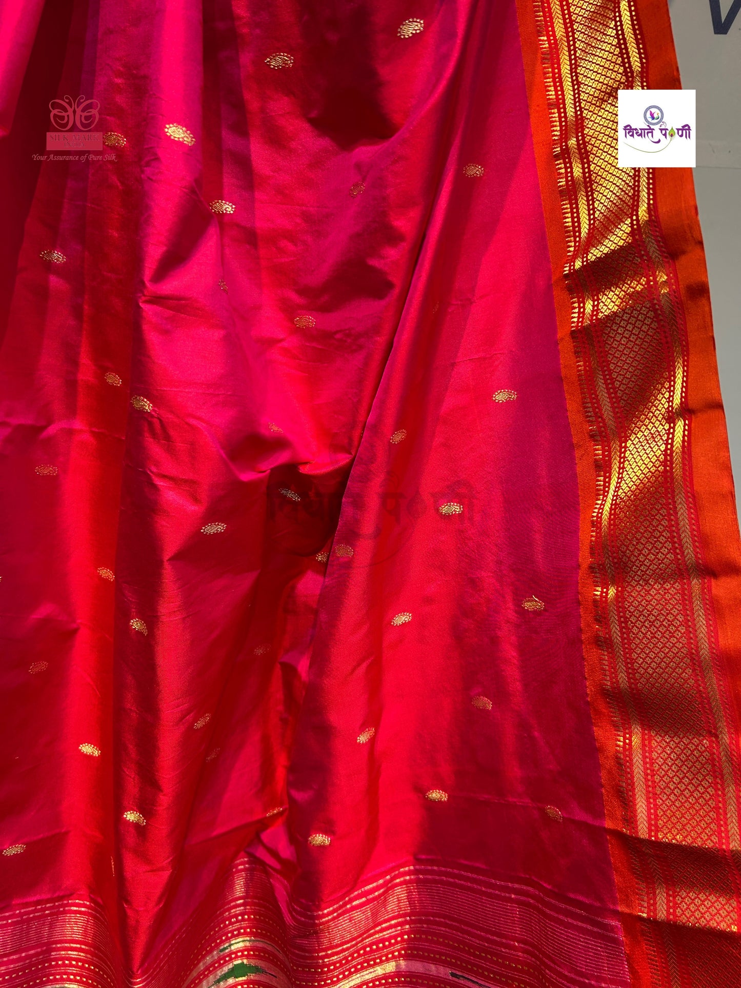 Handloom Pure Silk Double Pallu Paithani Saree
