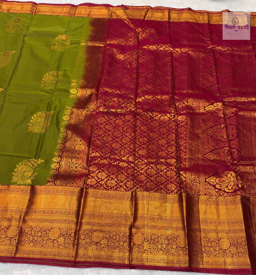 Gadhwal Semi Silk Saree — close detail of the weave — Vidhate Paithani