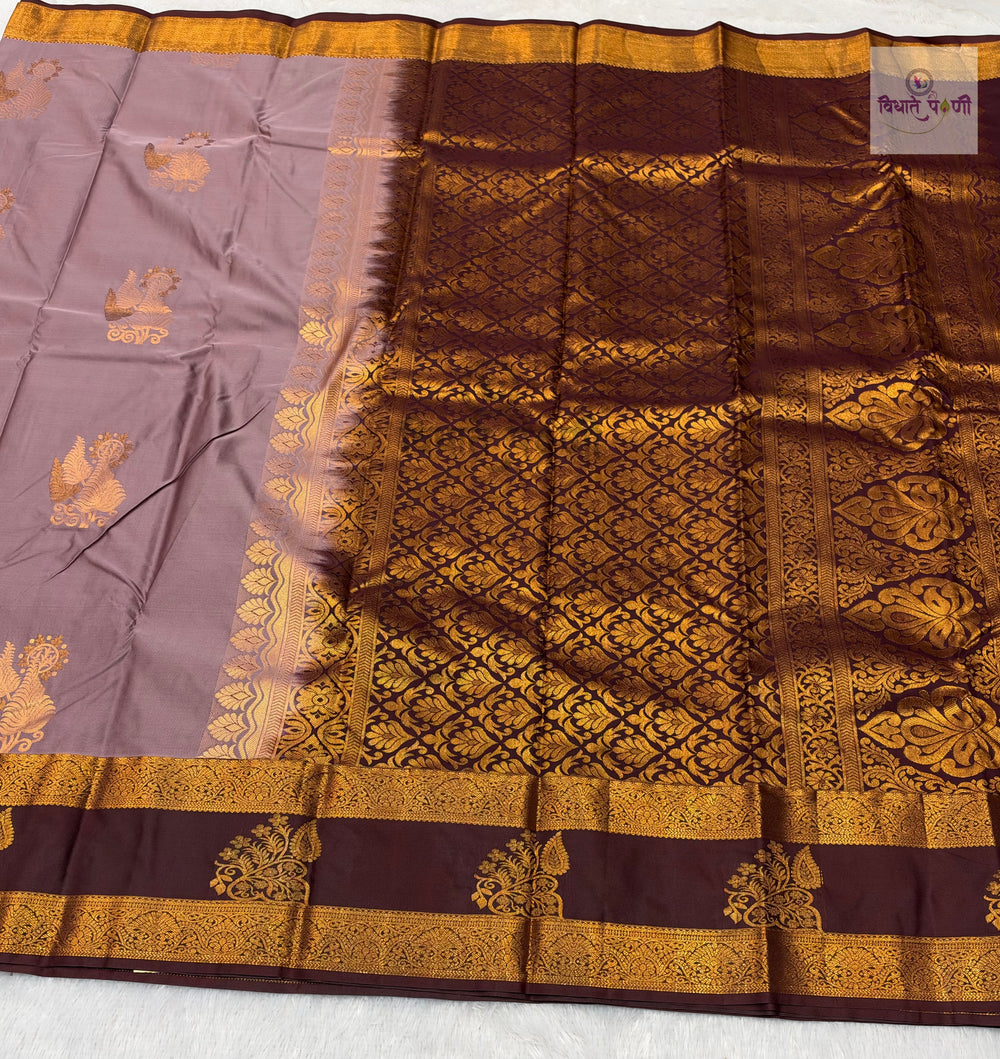 Gadhwal Semi Silk Saree — close detail of the weave — Vidhate Paithani
