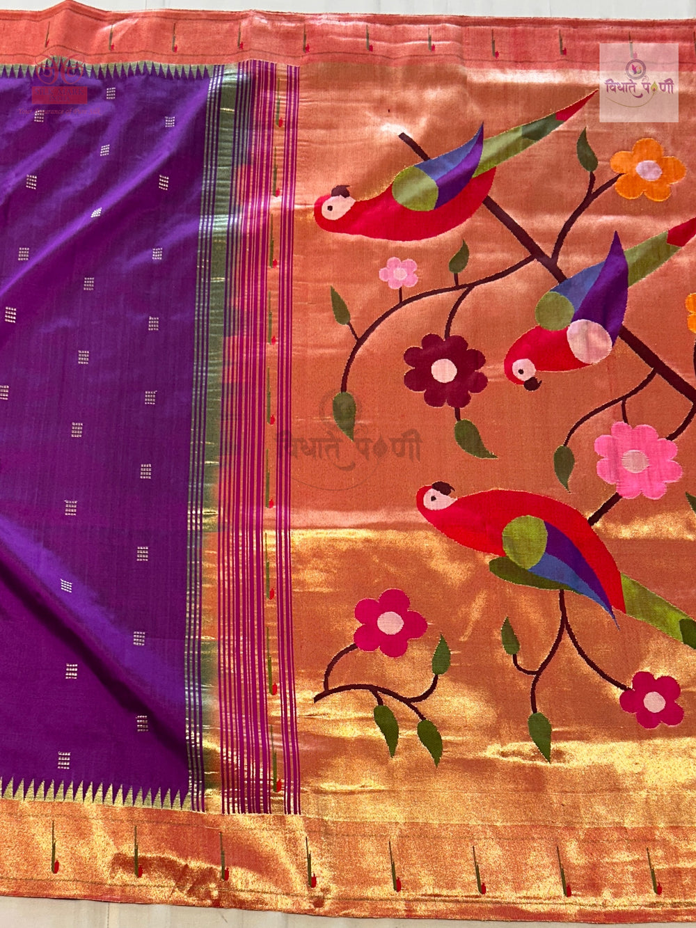 हातमाग शुद्ध रेशमी एकेरी मुनिया पैठणी साडी - हिरवा