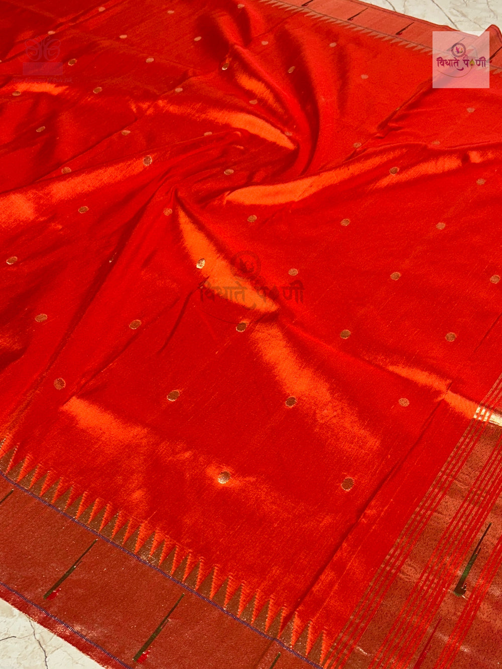 Handloom Pure Silk Single Munia Paithani Saree- Orange — pallu with woven border detail — Vidhate Paithani, Yeola