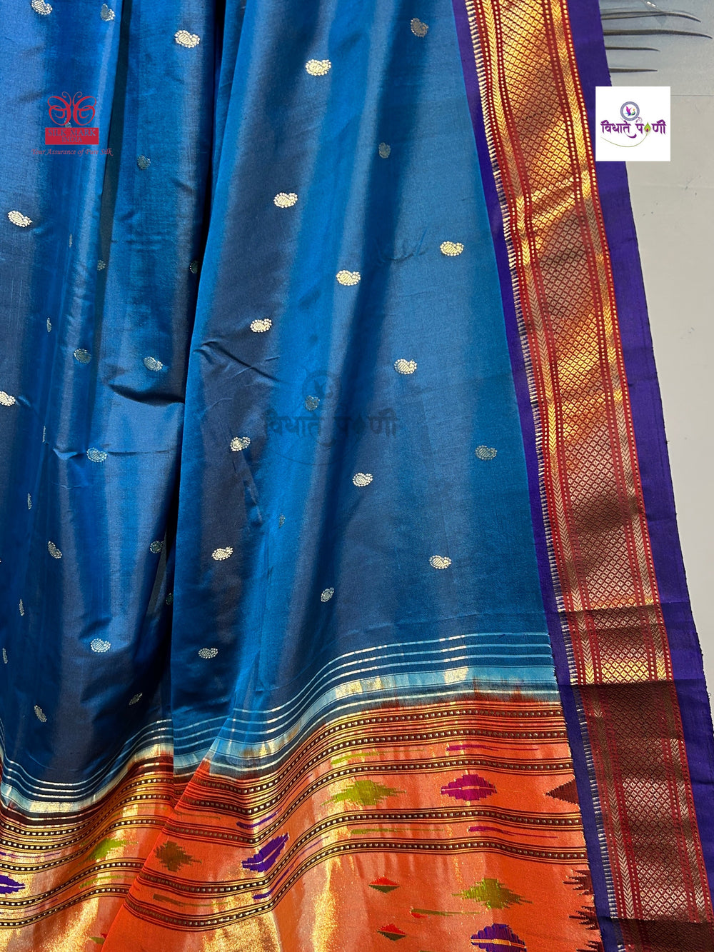 Handloom Pure Silk Double Pallu Paithani Saree - Firozi