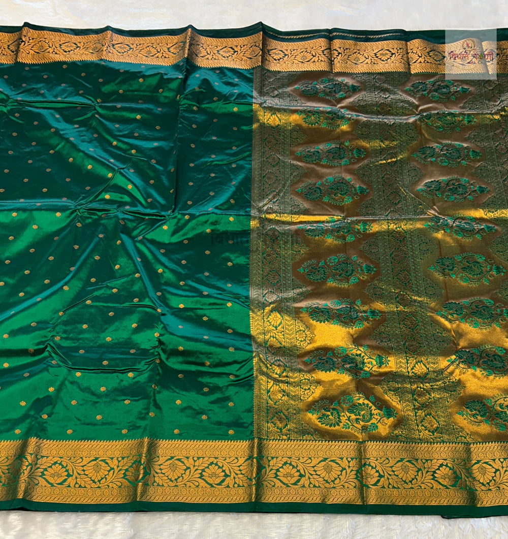 Kanjivaram Soft Silk Saree - Bottle Green