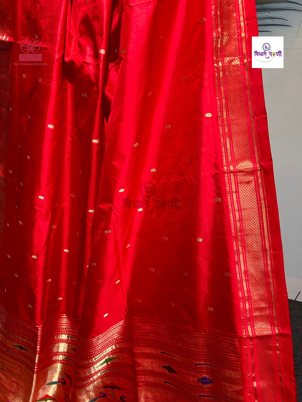 Handloom Pure Silk Double Pallu Paithani Saree - Red