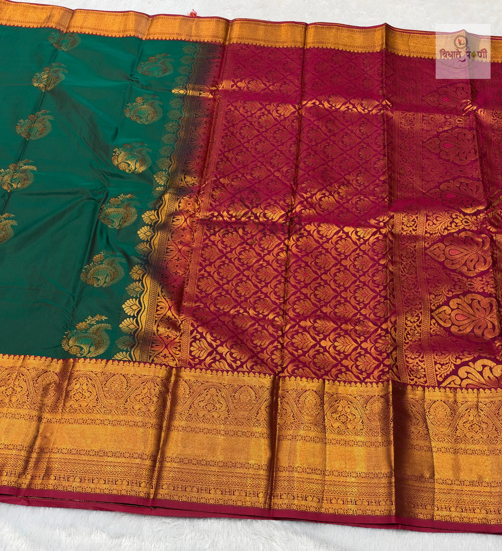 Gadhwal Semi Silk Saree — close detail of the weave — Vidhate Paithani