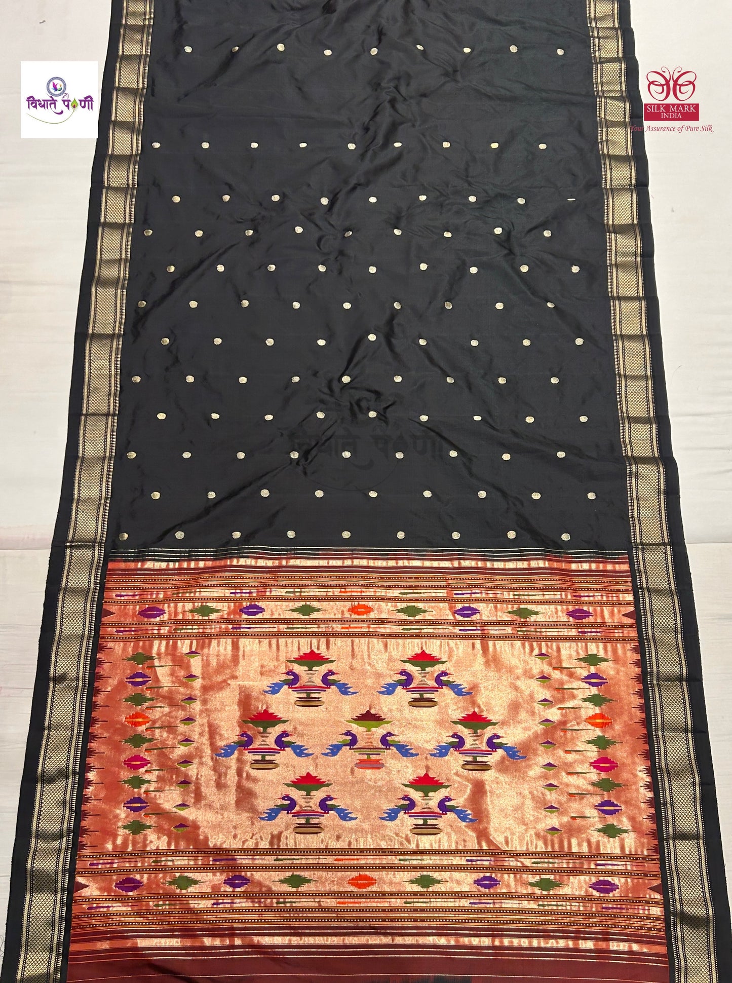 Handloom Pure Silk Double Pallu Paithani Saree