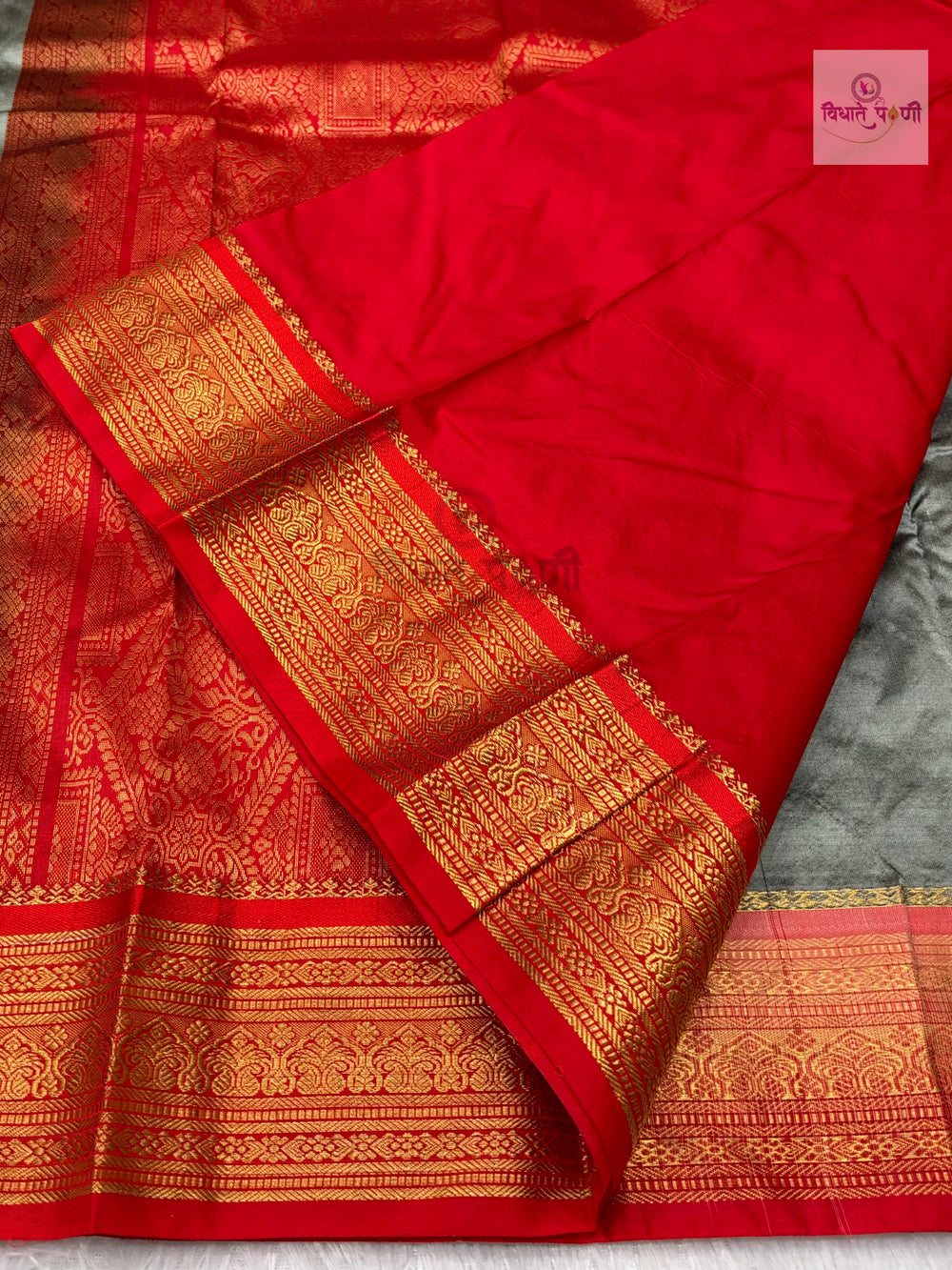 Kanjivaram Pure Silk Saree- Grey