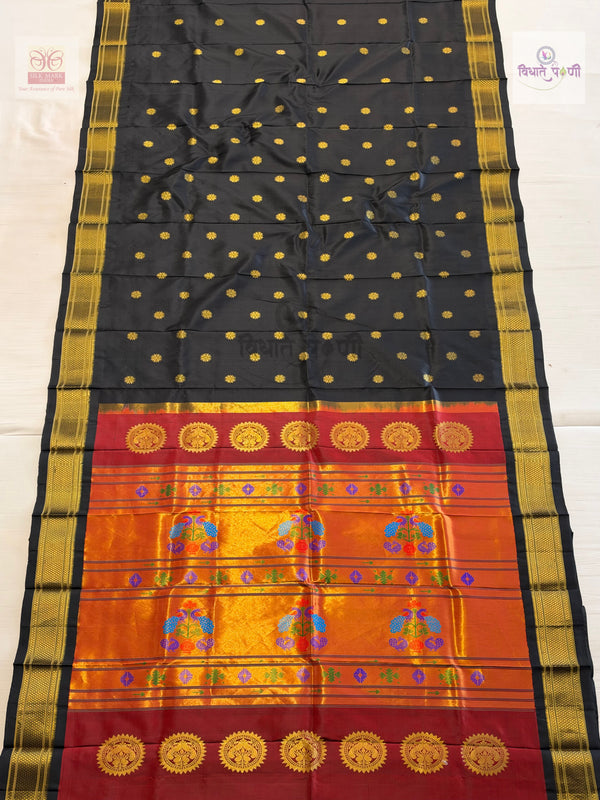 Handloom Pure Silk Maharani Paithani Saree- Black — full saree — Vidhate Paithani, Yeola