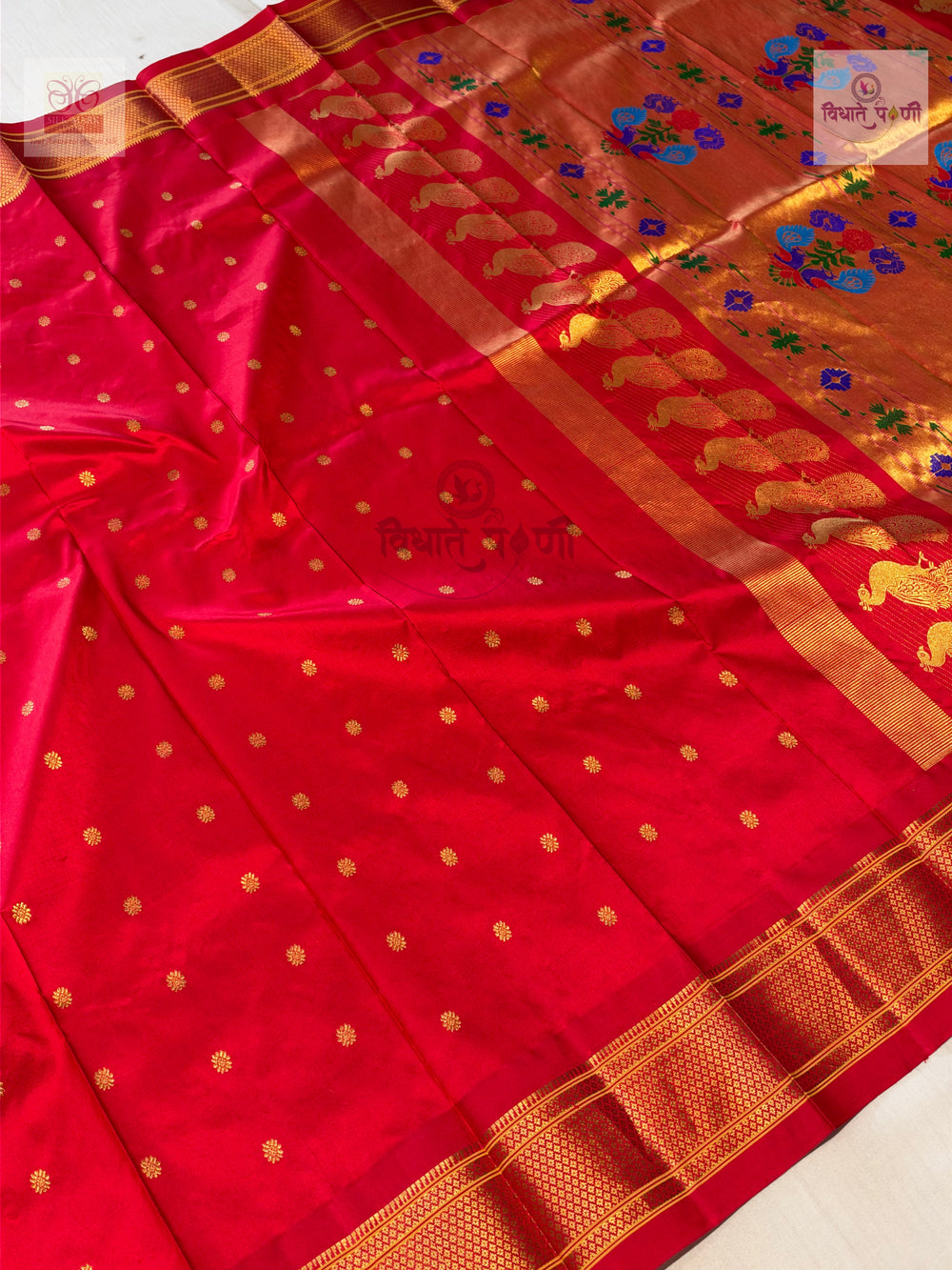 Handloom Pure Silk Kalanjali Paithani Saree- Red — close-up — Vidhate Paithani, Yeola