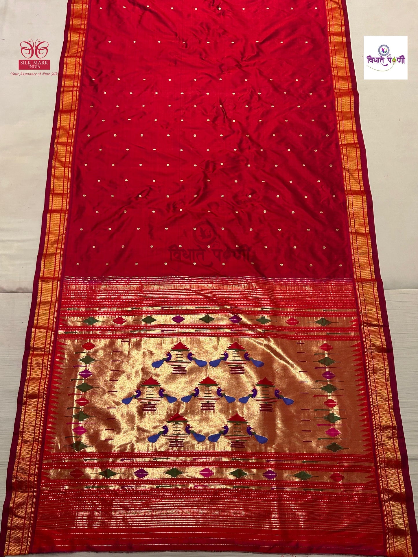 Handloom Pure Silk Double Pallu Paithani Saree